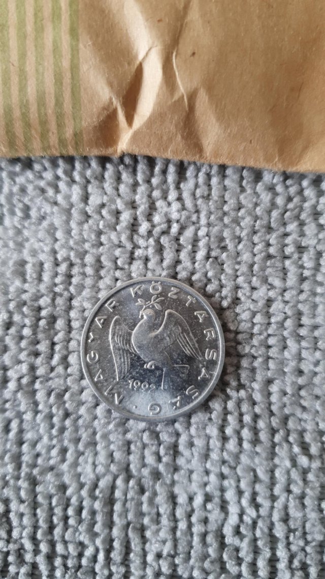 1992-es 10 fillres  paprtasak - (1992 10 fillres  paprzacsk)